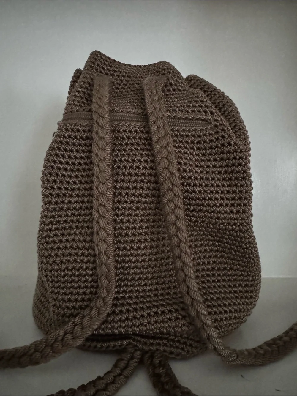 VTG The Sak Crochet Drawstring Bucket Backpack – Taupe / Brown Boho